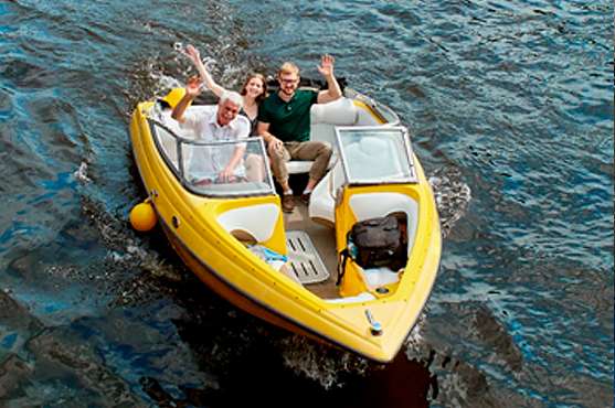 Скоростной катер «ЛУЧ»