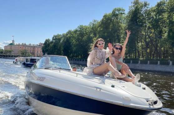 Скоростной катер «ЛУНА»